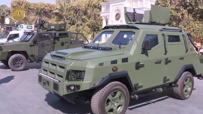 مركبات مدرعة من طراز تمساح 5 – مجموعات زجاج BR6