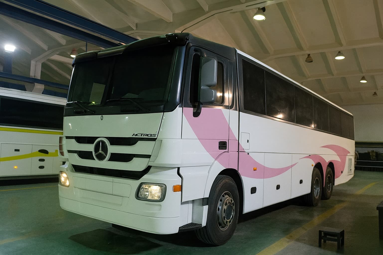 Mercedes Actros Buses (Egyptian Military Forces) – Flat BR6 Glass Kits